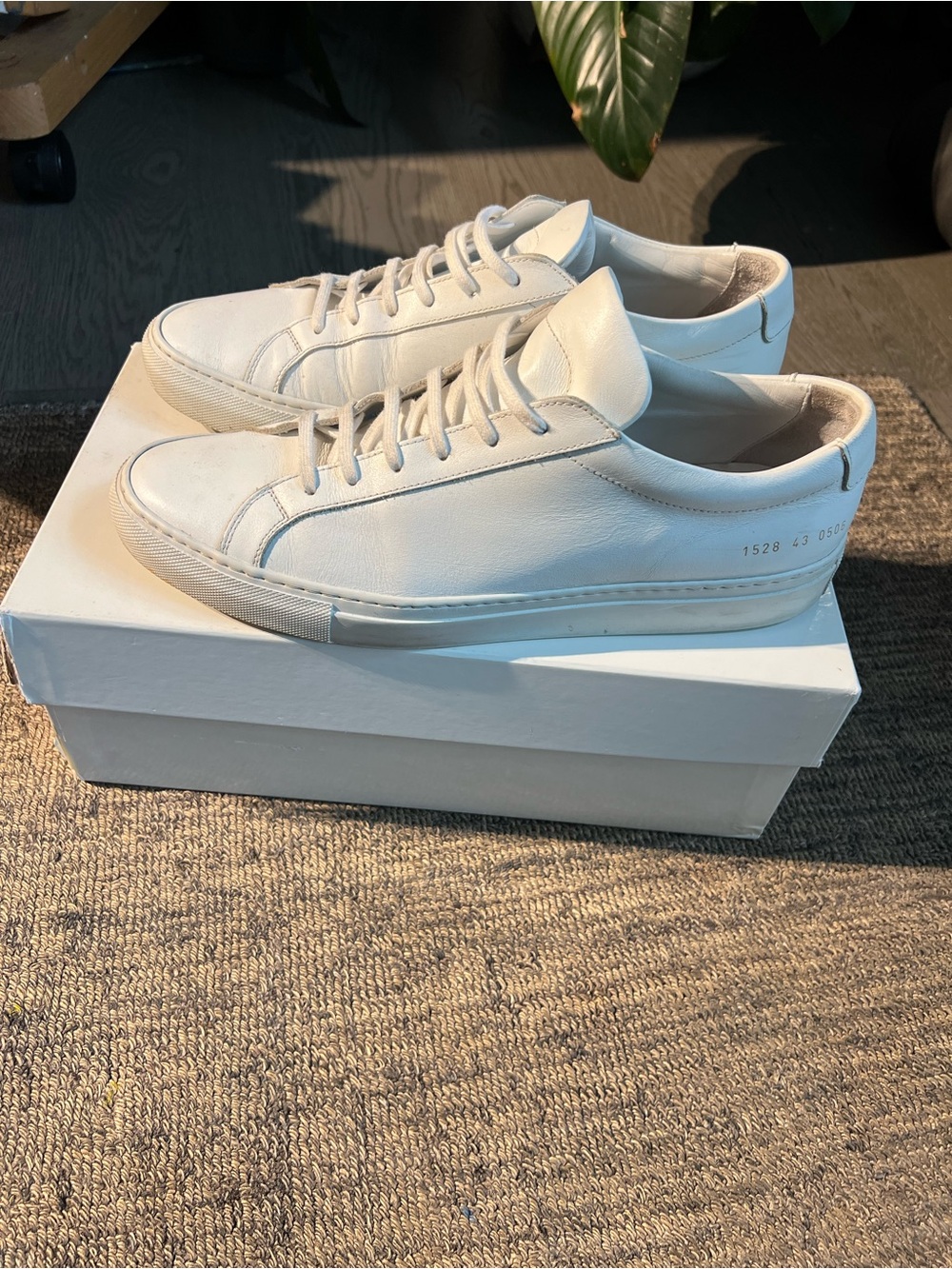 Common Projects Achilles Men’s Low White